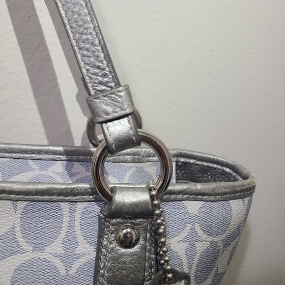 Coach Signature Peyton Heritage Canvas Leather Tote Bag (Light Denim & Silver) - Picture 4 of 16
